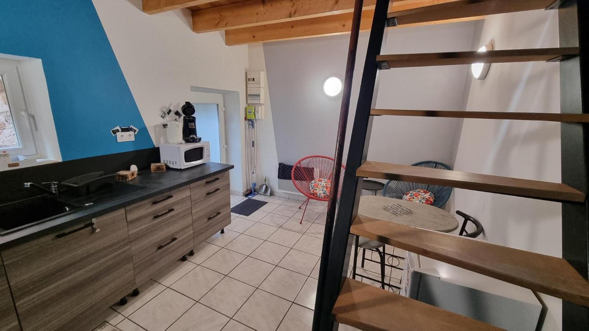 Impasse Secrete - Duplex - Wifi Apartment อีซัวร์ ภายนอก รูปภาพ